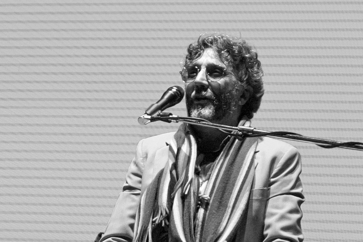 La_Locutografa's tweet photo. Era mi primera vez viendo a @FitoPaezMusica en vivo y puedo decir: FITO SOS GRANDE!!! Dos sueños cumplidos ese día mientras trabajaba en @rockalparquefes

#photooftheday
#bestphoto #rockalparque2019 #rockalparqueimparable #FitoPaez #music #pi̇ctureoftheday https://t.co/6IxGNrOZPj
