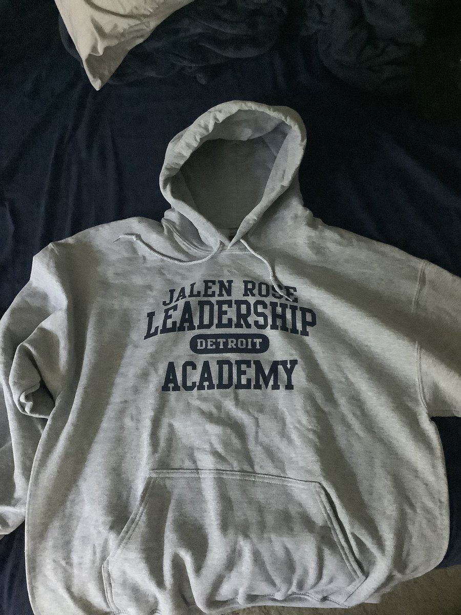 Lobster_Statue's tweet photo. Hoodie just came in the mail. Had to get me one https://t.co/lSrC6gmfKW