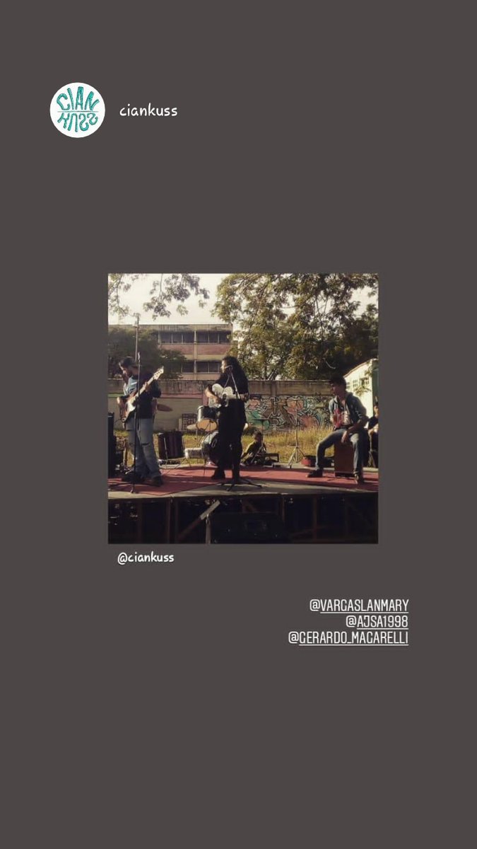 ciankuss's tweet photo. Hace un par de días fue nuestro 2 aniversario de "primer concierto" ...
Aquí una foto del momento. https://t.co/a5v5vM122u