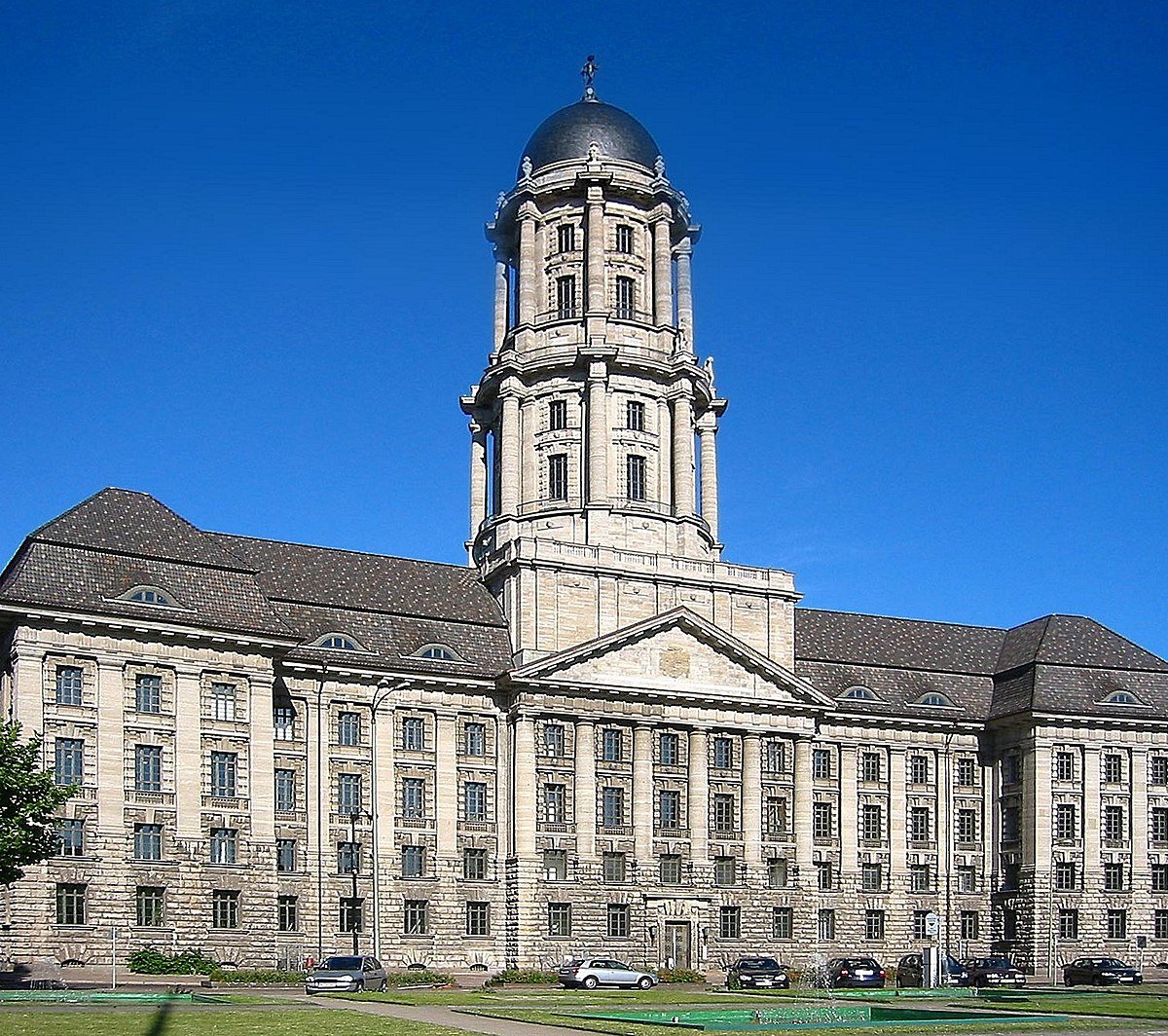 17/ Berlin City Hall (old and new), Germany