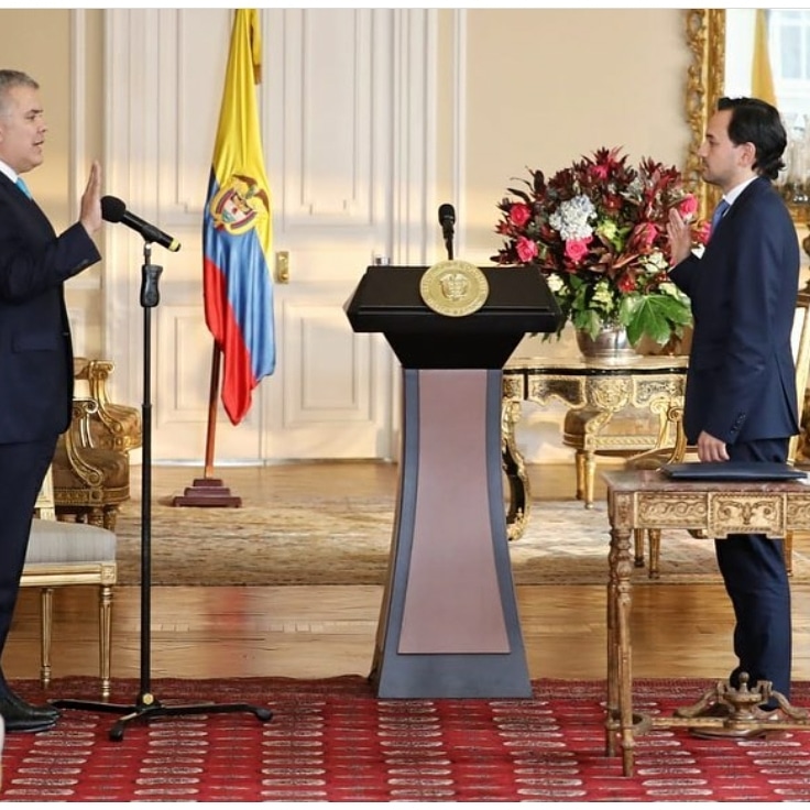 EnergiaHelios's tweet photo. Felicitaciones Ministro @diegomesap @MinEnergiaCo con seguridad su  gestión estará marcada por darle el impulso final que requieren las energías renovables,en especial la sostenibilidad para los ssfvi en las ZNI @ipsenergiazni @ivanduquemarquez @infopresidencia  @AlvaroUribeVel https://t.co/04j1FH5Xge