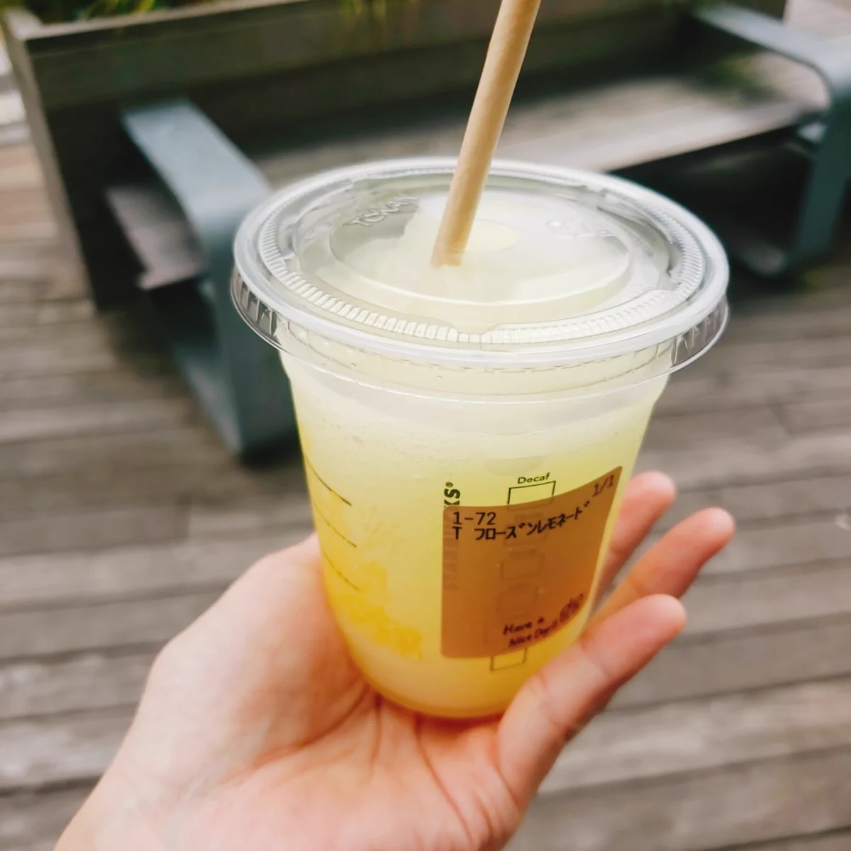 レモネード好きに覚えててほしいライフハック！スタバのコールドブリューコーヒーフローズンレモネードはコーヒー抜きができるwww