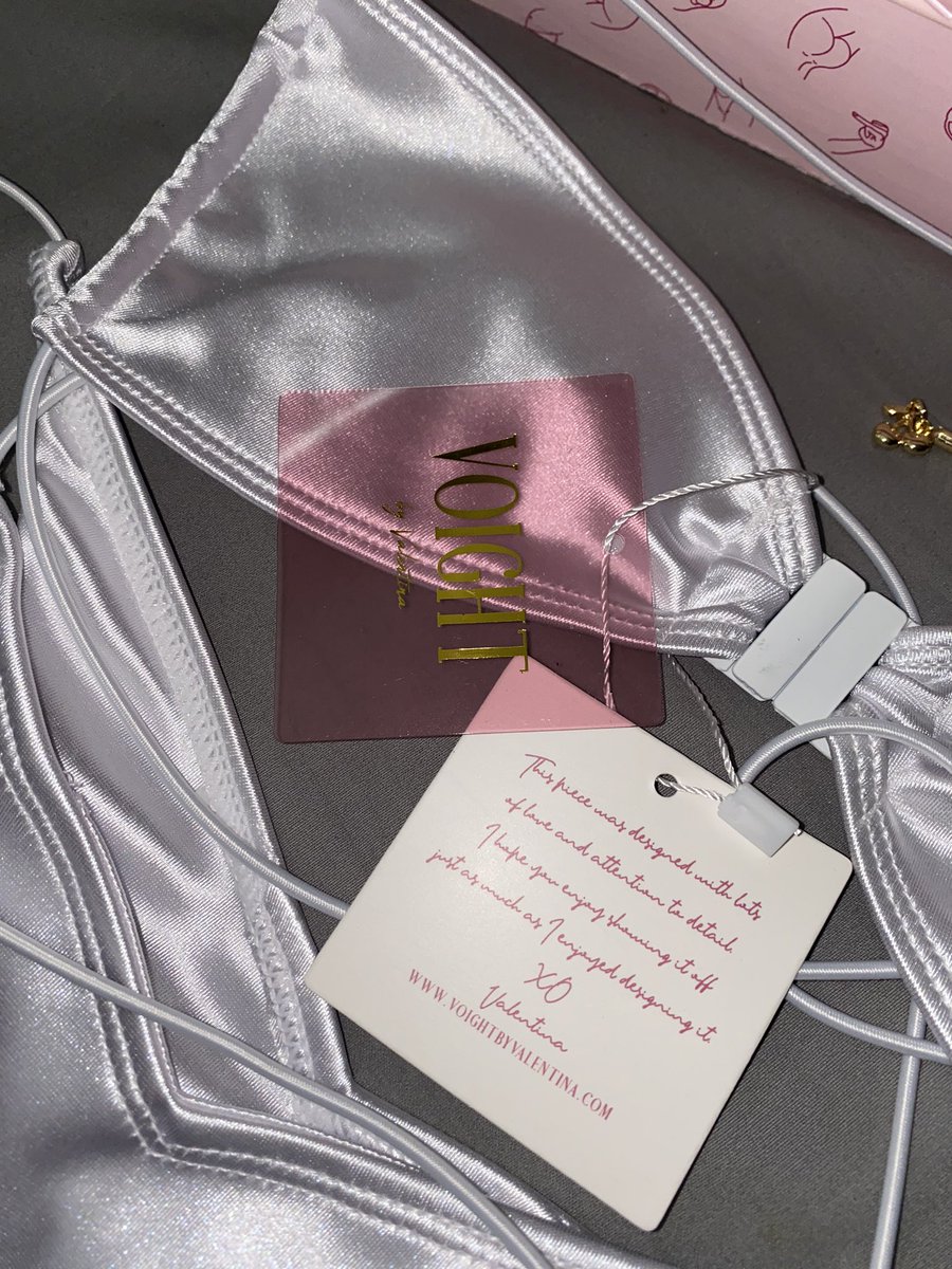 ITSALEEYAA's tweet photo. I bought my very first bikini made by the very talented @valentinavoight &amp; I am so obsessed w/ EVERYTHING !! 🤍 https://t.co/sy8uUL9t1W