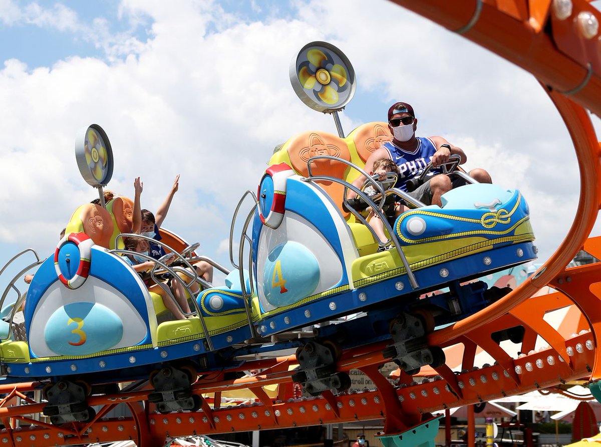 njdotcom's tweet photo. Amusement parks reopen in N.J. We can see the smiles, even under kids’ masks. https://t.co/hTIBnCkPGp https://t.co/o2u6ZcLCXv