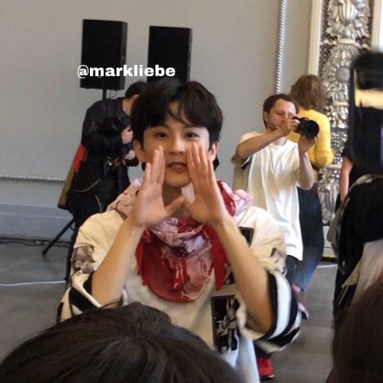 a thread of fan taken mark lee pics