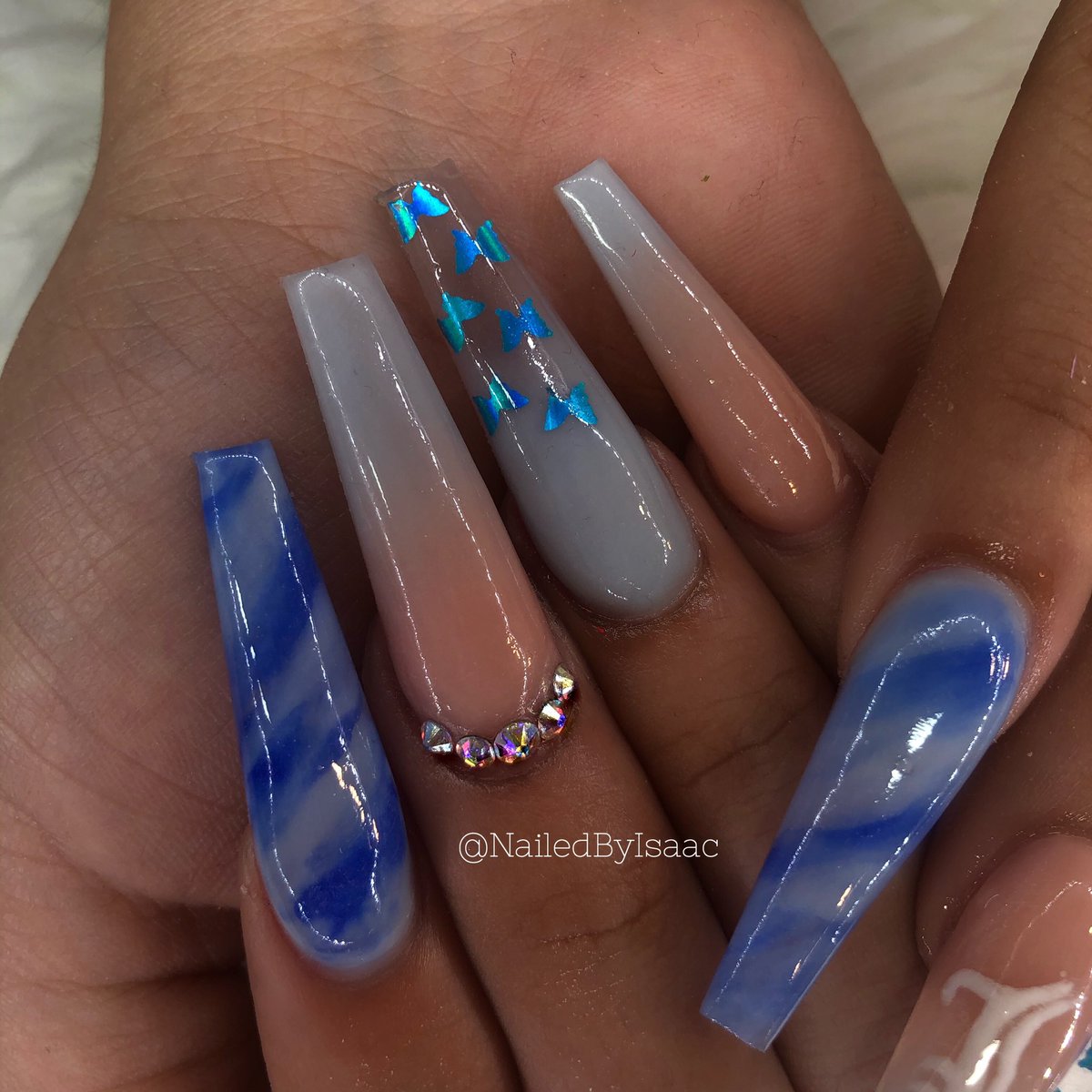 isaacraygozaa's tweet photo. Hi! My name is Isaac, I’ve been doing nails for 7 months and I’m an up and coming nail tech in Lindsay, Ca! I’m looking to build my clientele and slay some nails! A simple rt or like would be really helpful. ❤️ https://t.co/QoRwtN33HK