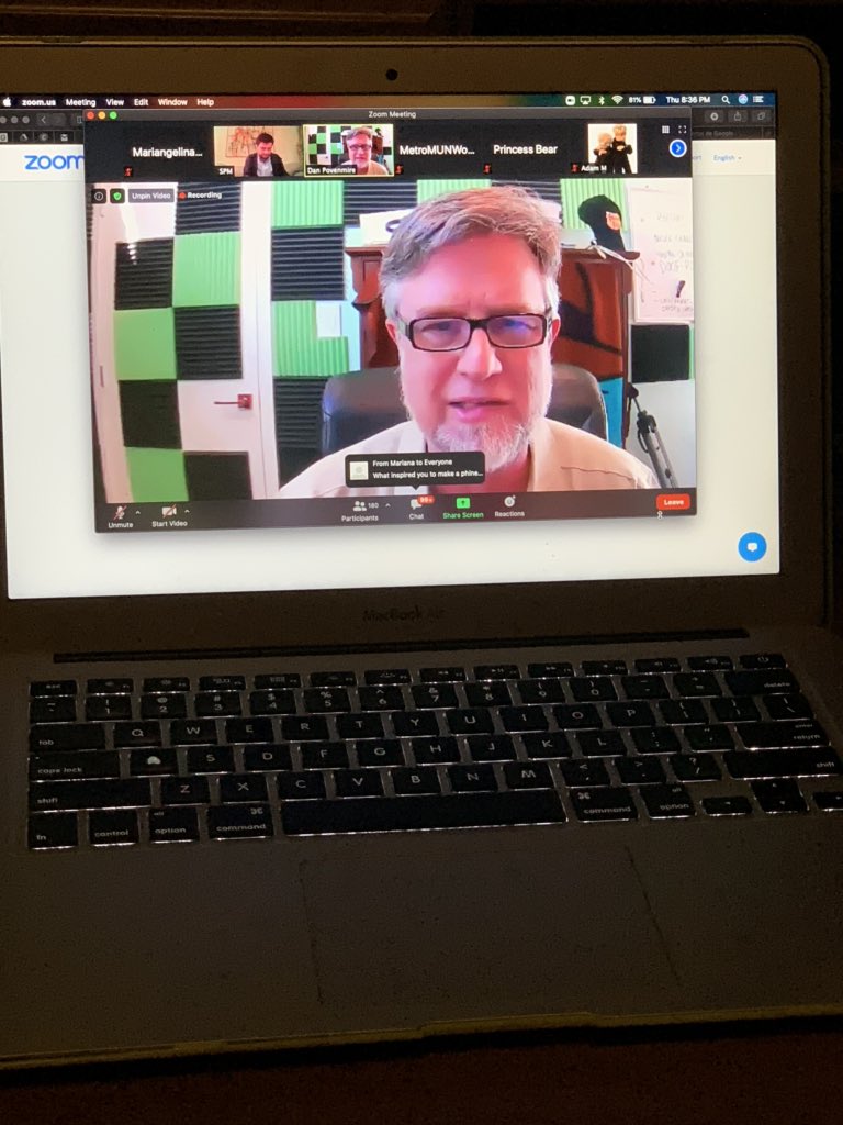 MariangelinaSP's tweet photo. El mejor “webinar” que he visto toda la cuarentena. Gracias @MetromunWorld, trayendo a uno de los creadores de Phineas and Ferb 🥰 https://t.co/AtAQ5YFAws