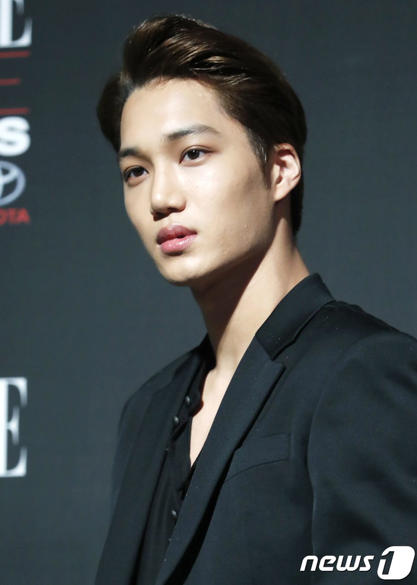 [단독] 엑소 카이, 데뷔 8년 만에 솔로 데뷔…하반기 앨범 발매 (출처 : 뉴스1 | 네이버 TV연예) naver.me/FdFiJxux 

😭😭😭😭😭😭😭💛💛

#카이솔로 #KAI #카이 #엑소카이 #김종인 #jongin <a href="/weareoneEXO/">EXO</a>