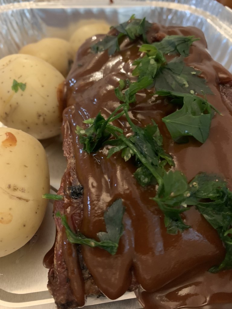 jairo_winck's tweet photo. Não preciso contar minha história de novo, conto com os amigos... NEWS...
Costela prime rib suína com molho barbecue..Acompanha batatas...
R$ 24,00(300 gramas de costela)
Entrega R$ 5,00

Aquele RT maroto... https://t.co/UDr5tYKtQ0