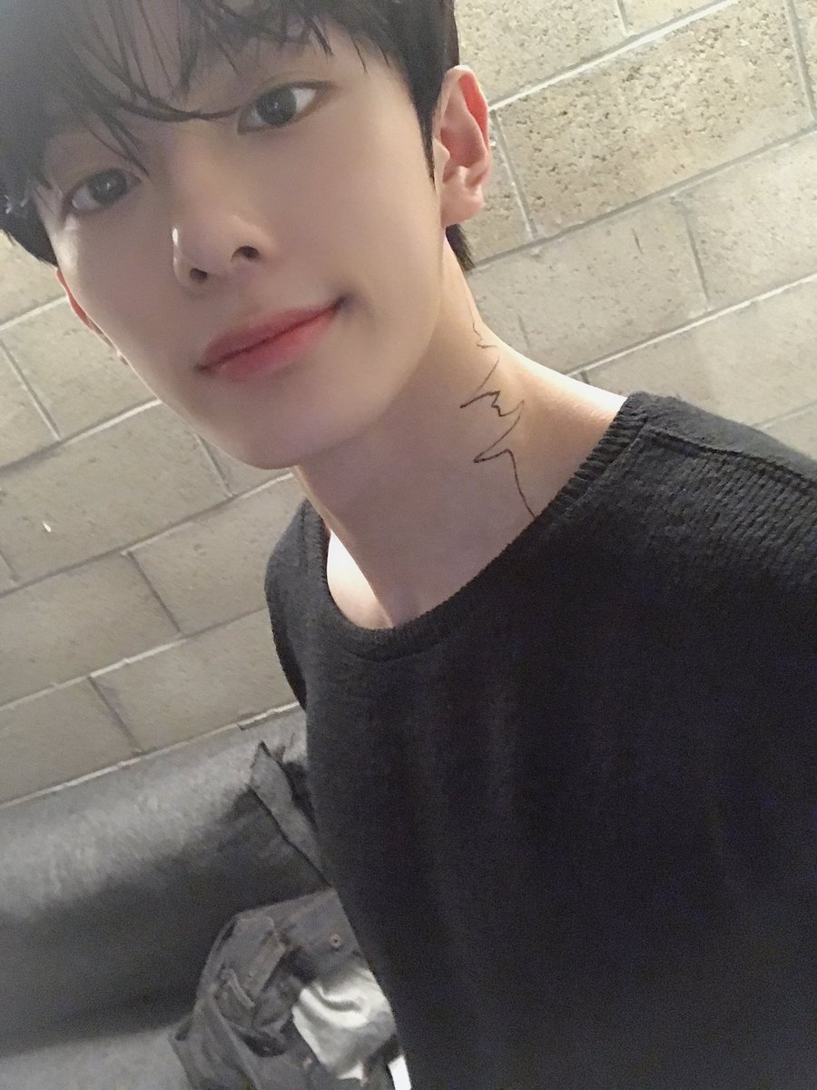 VRVR_VERIVERY's tweet photo. @by_verivery 200621 | Twitter VERIVERY | #Kangmin
No queda mucho tiempo
Hasta que nos reunamos

#베러 #VERRER #Esperen https://t.co/MYL2ttcm9Q