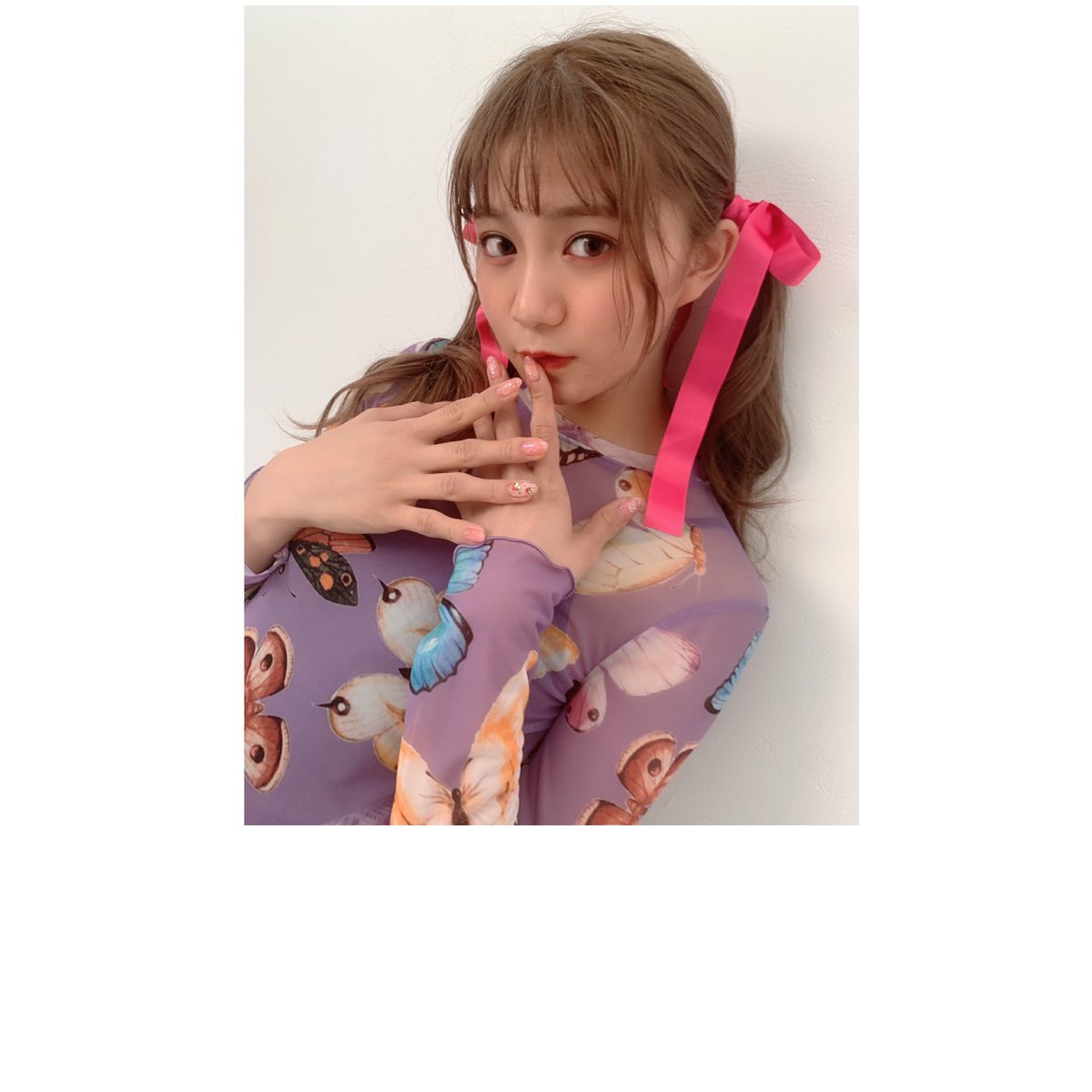 VISSECAカバーモデルの星名美怜さん、
本日20:50から「ONLINE YATYSUI FESTIVAL! 2020」に出演！
久しぶりのライブ楽しみですね🤗
“ライブ応援メイク”オフショット公開👀
みんなピンクメイクで応援しちゃおう📣
bit.ly/2YldRET 

#カラコン #メイク #星名美怜 #エビ中 #やついフェス