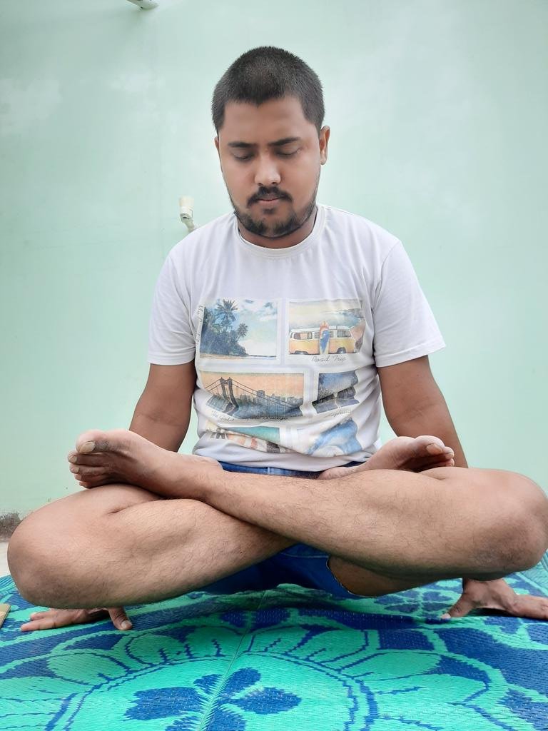 LOKESHPRATAPYA1's tweet image. CSC Celebrate International Yoga Day 2020.

#CSCPeYoga
#IDoYogaAtHome
@CSCegov_
 @CSCUttarPradesh 
@Promo131292 
@divyadarshan08