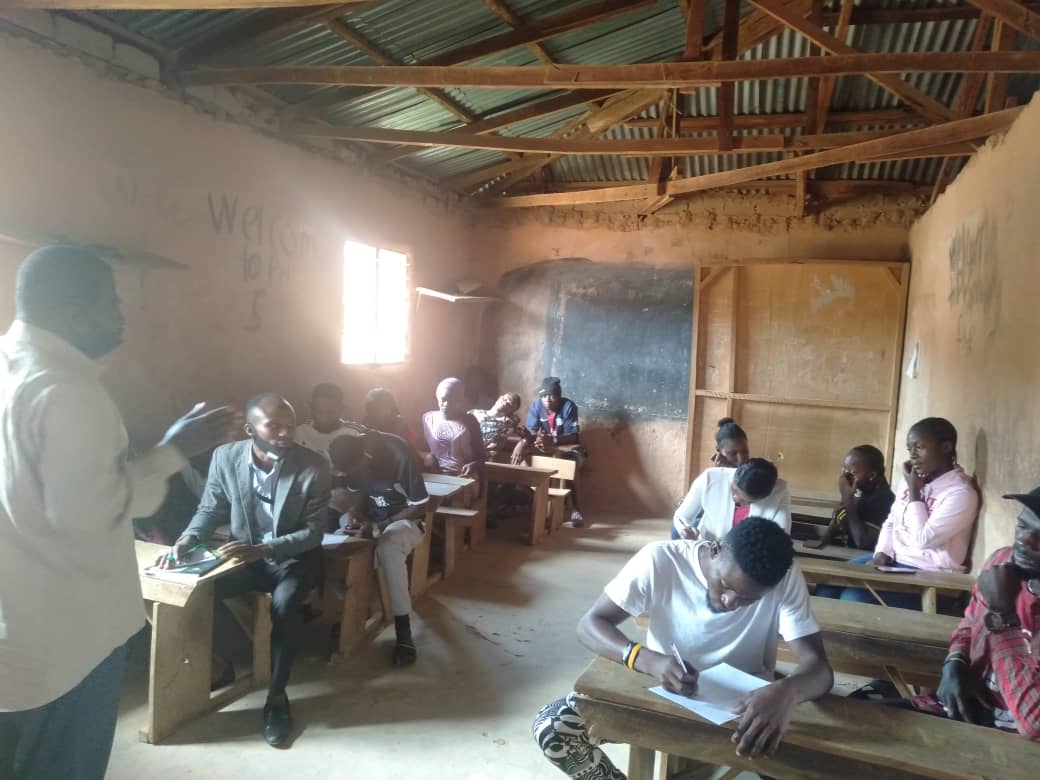 yiavha's tweet photo. Sustaining peace through young people by promoting #IntergenerationalStoryTelling to foster interethnic/religious cooperation and non-violent political participation in #angwanrukuba of #Josnorth using of local resources.#faithplus Project funded by #LocalActionFund @inecnigeria https://t.co/kq9HGZPBSg