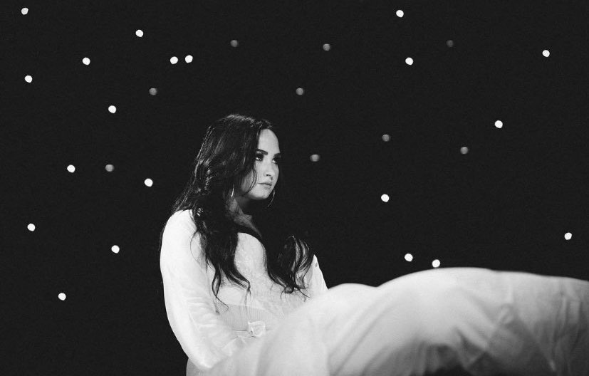  Demi Lovato: A Thread 