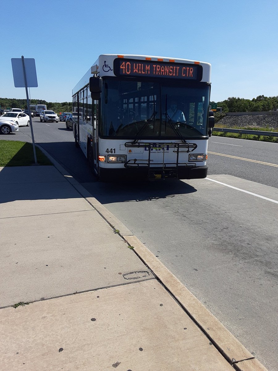 Grantcity900K's tweet photo. All the remaining DART First State 2014 Gillig Low Floor I encounter during my trip last week.
#DartFirstState #Gillig https://t.co/4jD5jkBRad