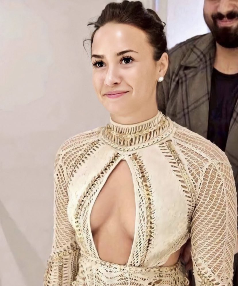 i interrupt these videos to bring you these pictures