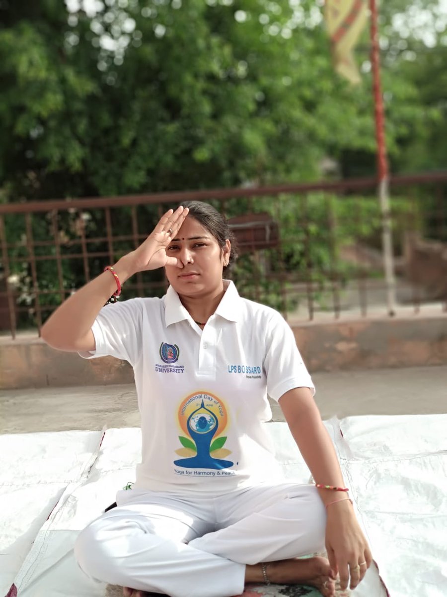 rohilla_babita's tweet image. #HarGharYoga#YogaAtHome#InternationalYogaDay
