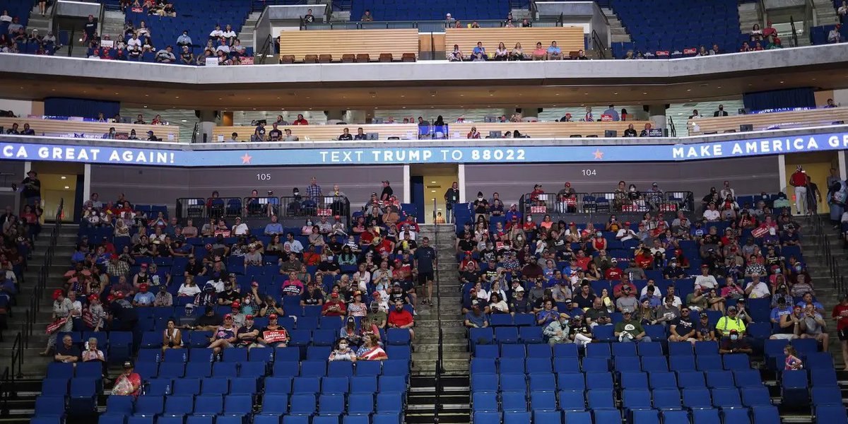 MacfannRob's tweet photo. @shawgerald4 @realDonaldTrump Trump's at the @BOKCenter and not at the North Charleston Coliseum. Here's the real photo of the event. You are just a fucking ass liar. https://t.co/DcA4adNqig
