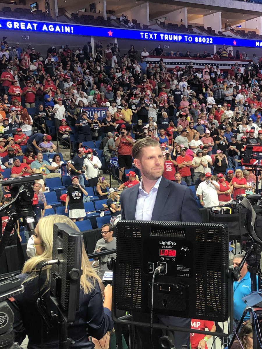 EricTrump's tweet photo. Thank you Oklahoma!! We love you and will be back soon!  🇺🇸🇺🇸 https://t.co/MeKFhTlr9q