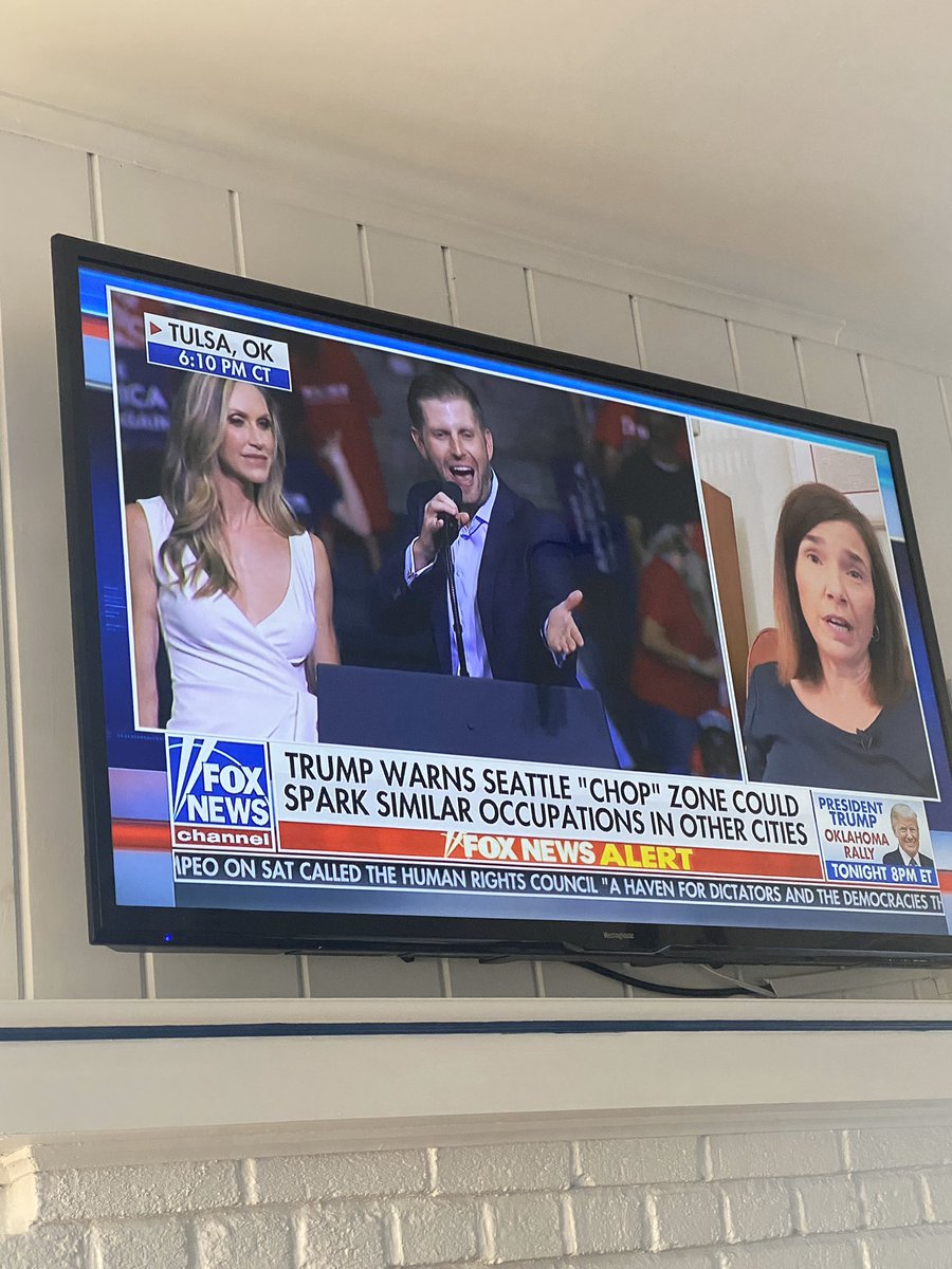 EricTrump's tweet photo. Thank you Oklahoma!! We love you and will be back soon!  🇺🇸🇺🇸 https://t.co/MeKFhTlr9q