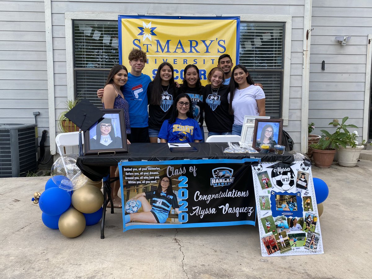 HarlanGSoccer's tweet photo. Our first Hawk to play soccer at the college level signed with St. Mary’s University!Congratulations Alyssa Vasquez and family, we are so happy for you! 🦅⚽️💙🐍 #HawkYeah https://t.co/ufxodBQb4i