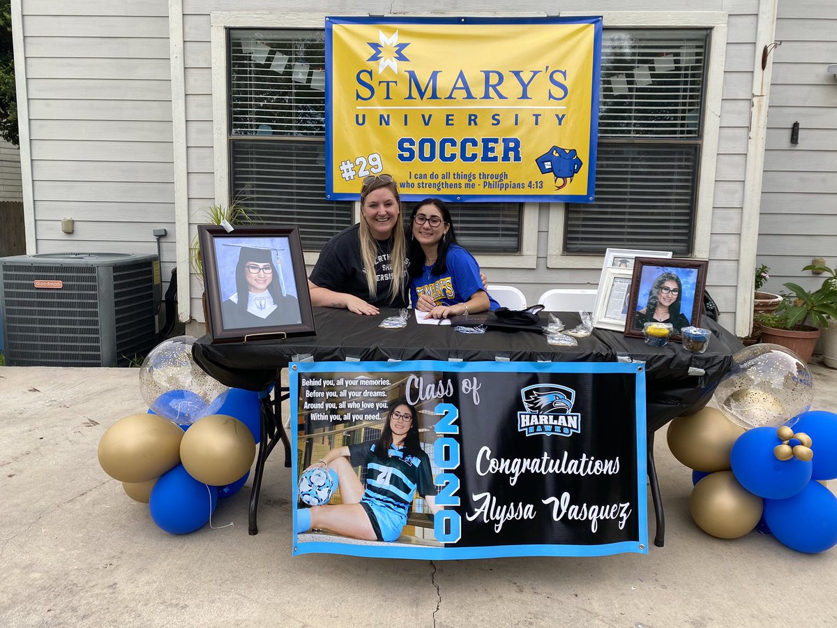HarlanGSoccer's tweet photo. Our first Hawk to play soccer at the college level signed with St. Mary’s University!Congratulations Alyssa Vasquez and family, we are so happy for you! 🦅⚽️💙🐍 #HawkYeah https://t.co/ufxodBQb4i