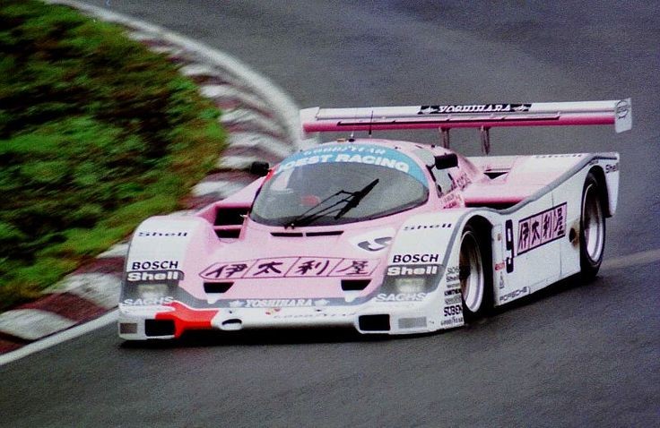 Sf Gilles 27 そう言えば漢字スポンサーロゴで当時ピンク車に使ってた伊太利屋って今でも印象に残ってるな あと ワコールトヨタ84cも プラモの84c買った時 トムスカラーじゃなくて色づかいが珍しいからワコールカラーに塗ったよ T Co