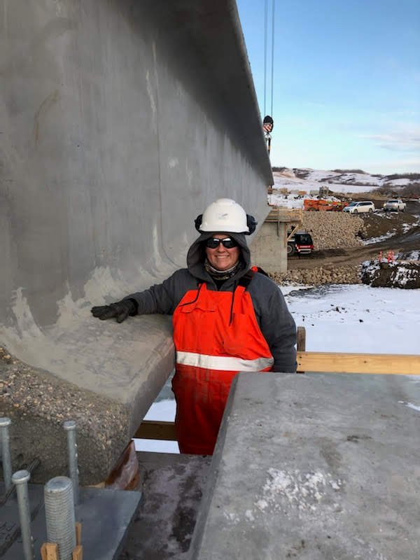 EngGeoMB's tweet photo. In recognition of #inwed2020, we're sharing stories of engineers who are women and how they #ShapeTheWorld. Learn how EngGeoMB Councillor Katrine is shaping the world in her A Day in the Life story at https://t.co/N0q1skyftl #LifeWorksBetter
#EngGeoMBCentennial2020 @INWED1919 https://t.co/qQuxBM8HL8