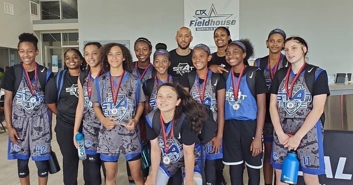 NeelaCastillo's tweet image. Champs! 🏀❤️💪🏼#StatElite