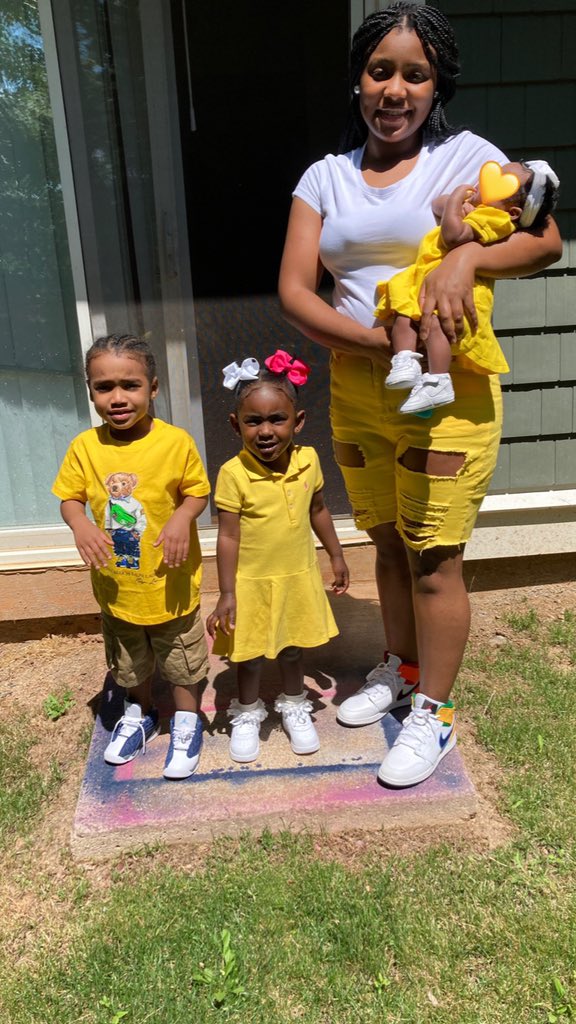 _diamond_dash's tweet photo. Mama and her cubs ππππ #MyTeamGood https://t.co/8inWCpLa8I