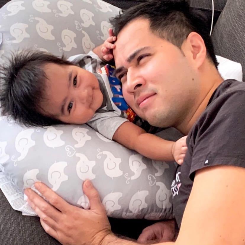DuncanElias14's tweet photo. Still so surreal to me that I am a father but moments like this make it the best feeling in the world. Happy Father’s Day to all the dads I know! 😍

#FathersDay #Love #Family #SGParents #SGDad https://t.co/pdD0DG7WSl