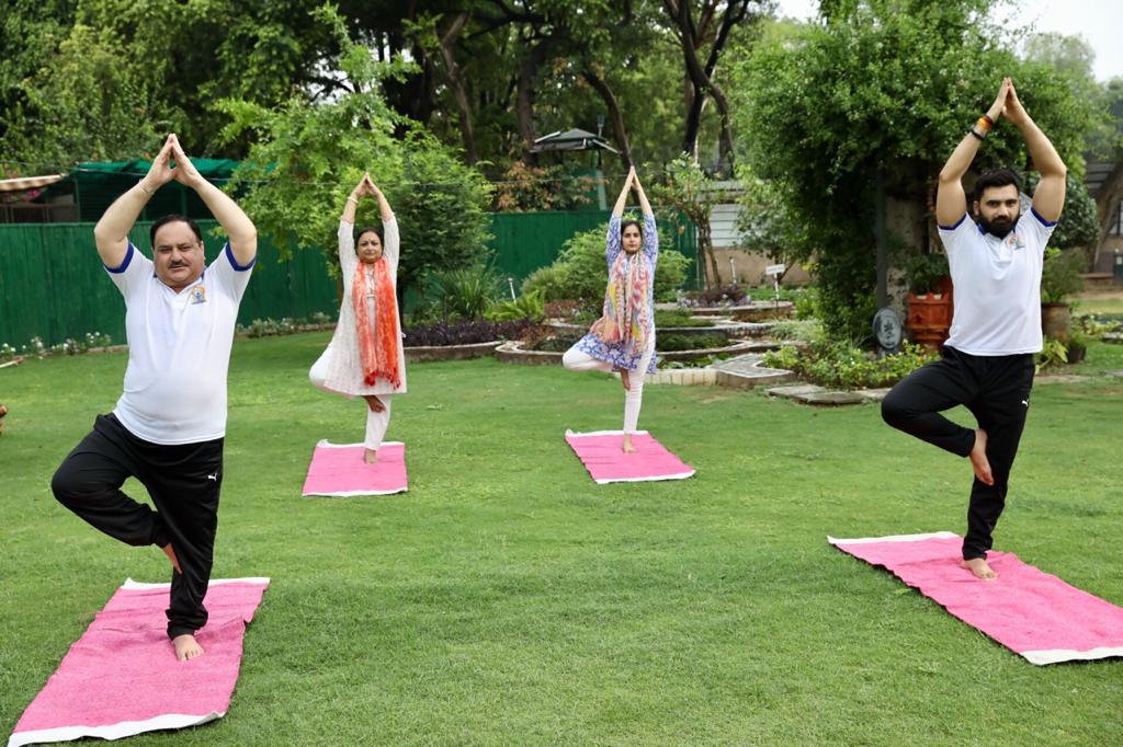 BJP4India's tweet photo. BJP National President Shri @JPNadda performs yoga at his residence on #InternationalYogaDay today. #MyLifeMyYoga https://t.co/UQMEWIVUyH