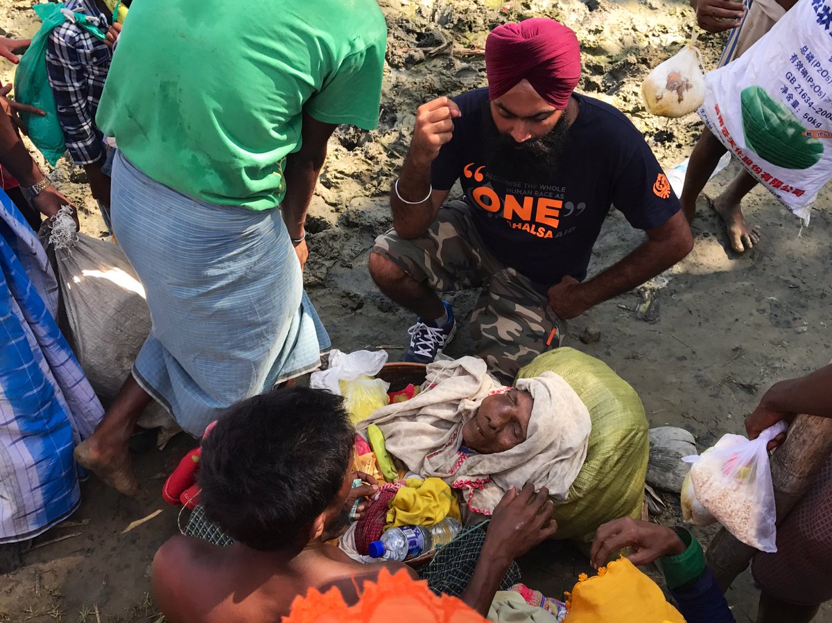 Khalsa Aid continues to support the refugees in #coxbazar #Bangladesh 

#RefugeeWeek2020 #RefugeesDay #Sikh #sewa #onelove #khalsaaid #rohingya