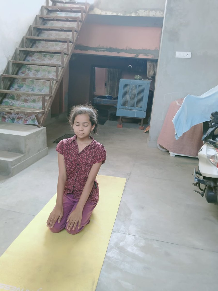 Rahulmzncsc's tweet photo. CSC Mansurpur muzaffarnagar Vle  Celebrate International Yoga Day 2020.

#CSCPeYoga
#IDoYogaAtHome
@CSCegov_
 @CSCUttarPradesh
@SunnyTo74520873 @Sandeep29329836 https://t.co/gKf0WtuYDB https://t.co/zkpq1zaq0q