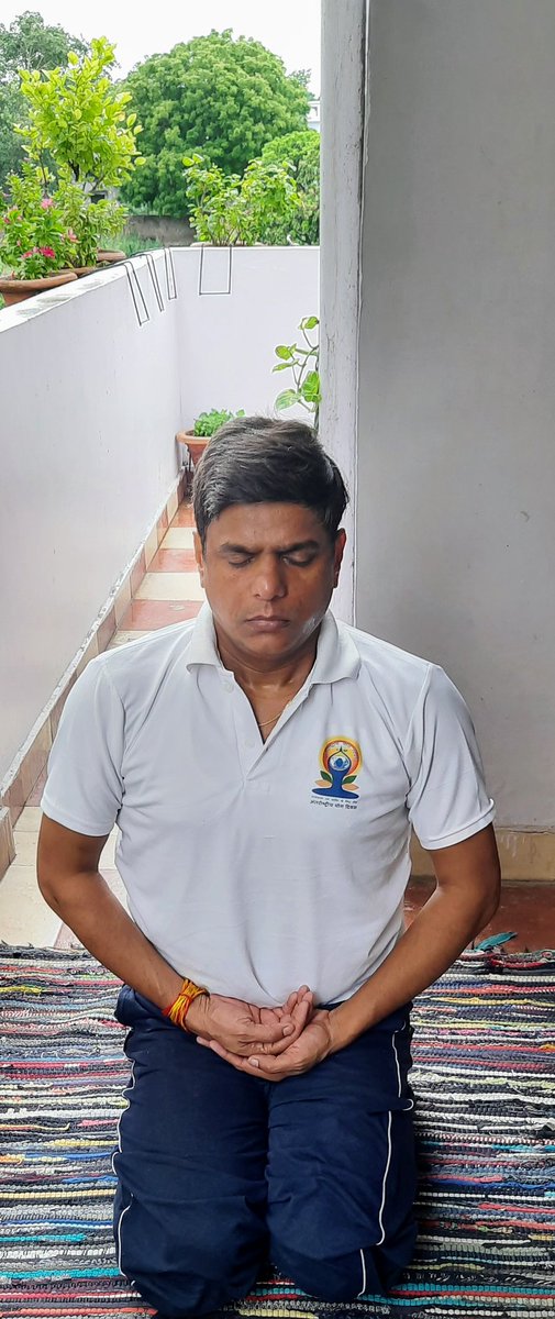 navinpatwardhan's tweet photo. Yoga is that Light, which, if you can lit once; will Never get Dimmed, the more you Practice, the Brighter the Flame will be. Happy International Yoga Day 2020! #CSCPeYoga #YogaDay #YogaForAll #IdoYogaatHome #Internationalyogaday2020 #IdoYogaatHome @CSCegov_ @dintya15 @nepalcsen https://t.co/6dr34qmZp7