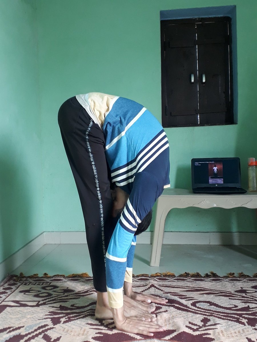 yuvichaudhary99's tweet image. #HarGharYoga 
#YogaAtHome
@highereduHRY 
@NSS_India_
