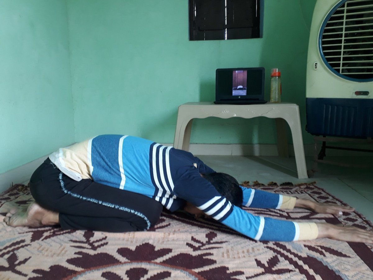 yuvichaudhary99's tweet image. #HarGharYoga 
#YogaAtHome
@highereduHRY 
@NSS_India_