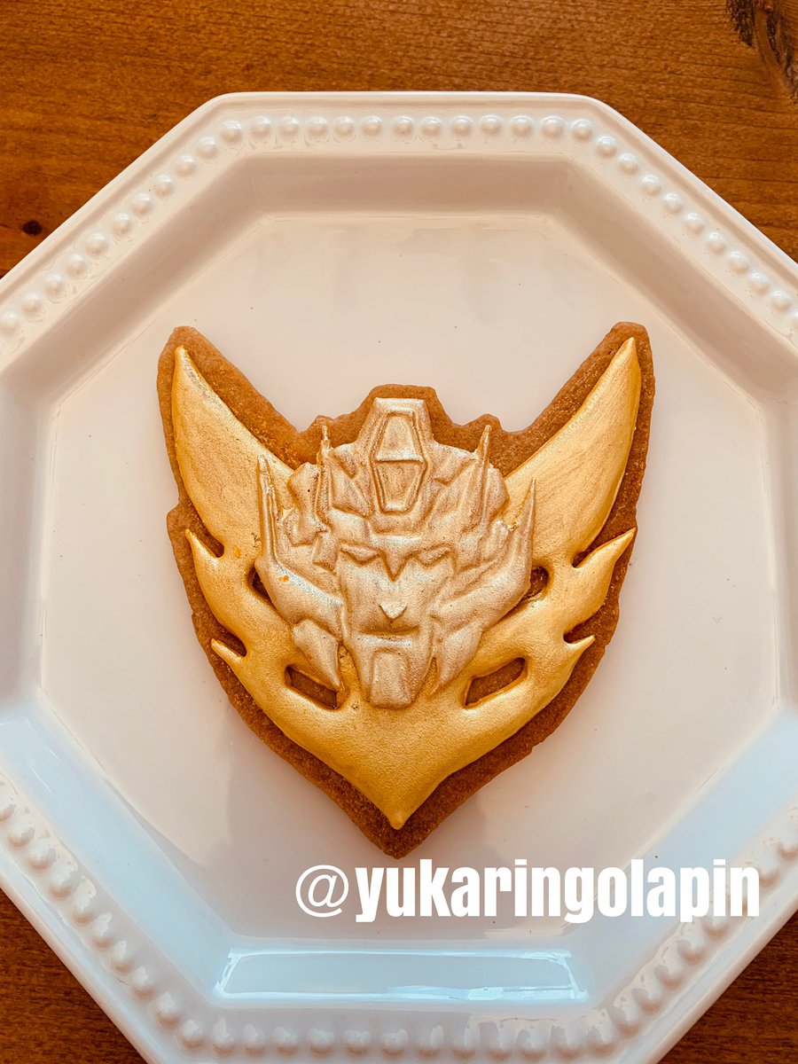 yukaringolapin's tweet photo. アイシングクッキー  ロディマススター
Icing cookies : Rodimus star https://t.co/ABRDqDAnEl