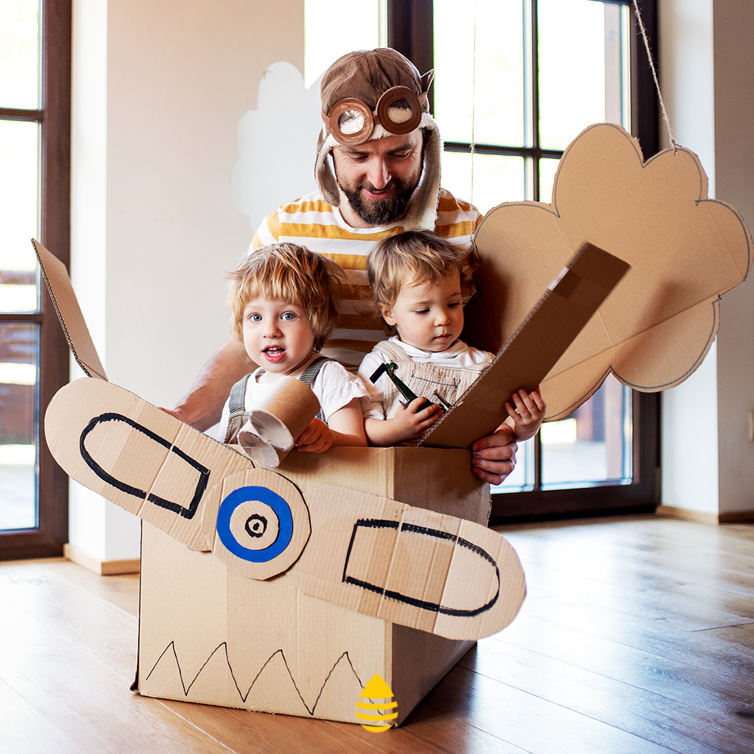 Hayata her daim pozitif yönünden bakmamızı ve umudumuzu hiçbir zaman kaybetmemizi aşılayan kahraman babalarımızın Babalar Günü kutlu olsun. 😊

#BabalarGünü