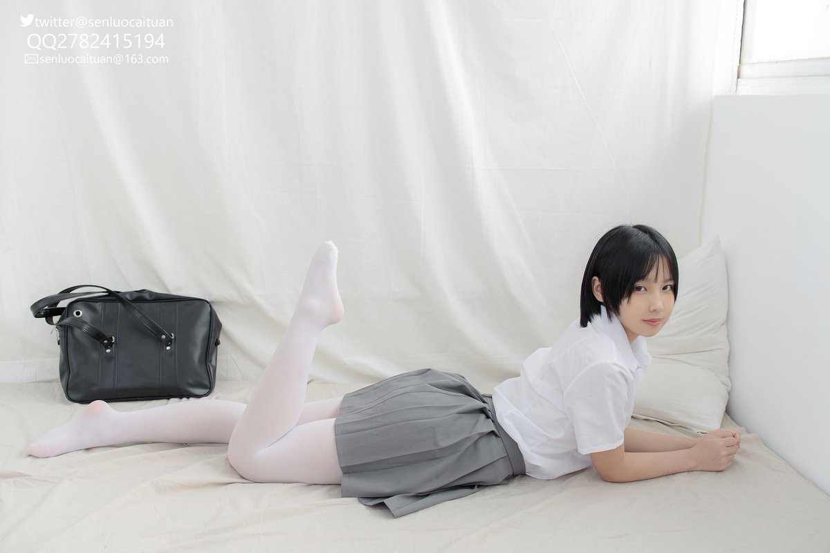 JKFUN_net's tweet photo. 《GG-03》【预售中30RMB】【希晨】【JK制服】【推广版已更新】
JPG：96P
MP4: 11‘35”
标准版预售中30RMB，入手找3号机（QQ2782415194）或者4号机或者2号机
预览图缩略图见本站菜单里的目录【最新的GG系列】文件夹。
有不懂的问题请加QQ群，群号码问社长。 https://t.co/OeQnEQRCXT