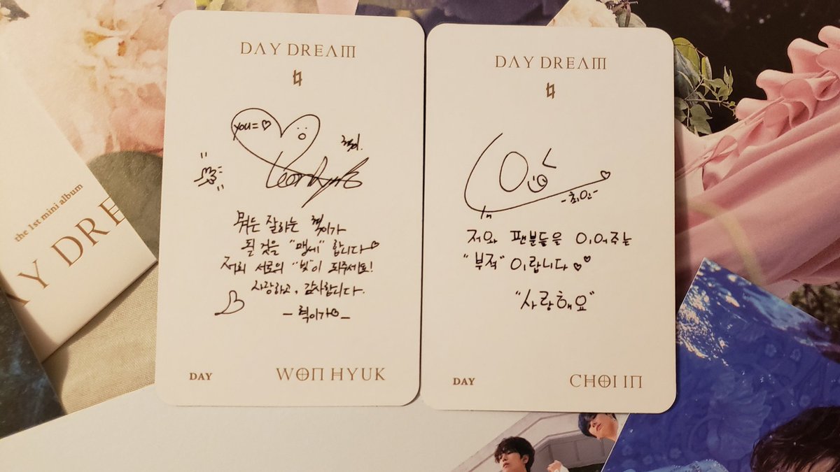 a2tiny's tweet photo. DAY version PC pull ๐ญ๐ญ๐ญ๐๐๐
โฎ
I love Choi In and Wonhyuk (SY ult, if you couldn't tell from the videos...๐
๐
๐
)
โฎ
@ELASTofficial #ELAST #ELASTdebut stan e'last album lightstick unboxing https://t.co/dIliTlzt1s