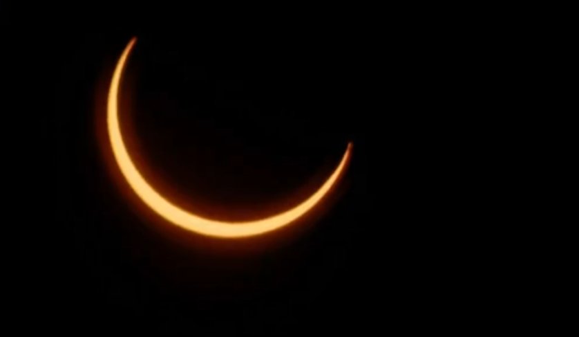 Landoforigins's tweet photo. Happening now over the sky of Alamata, Ethiopia

#SolarEclipse2020 https://t.co/jOknIzLgTe