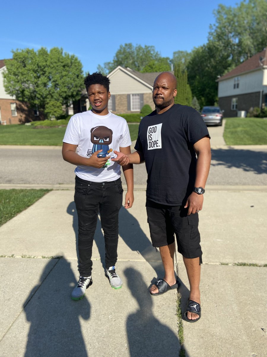Kanisha721's tweet photo. Happy Father’s Day to my husband @gtjr28 ! Thank you for being such an amazing father to your children! They are truly blessed!! ❤️❤️#thethomas’s https://t.co/fKijgNbCTk