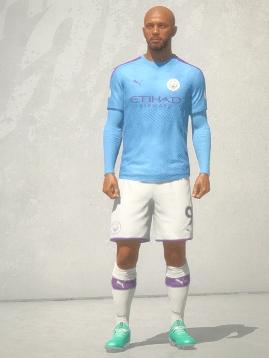 floboboyce's tweet photo. The boyhood dream has come true.
#VirtualFlobo has signed with #ManCity. #FIFA20 https://t.co/jgsho8WmVM