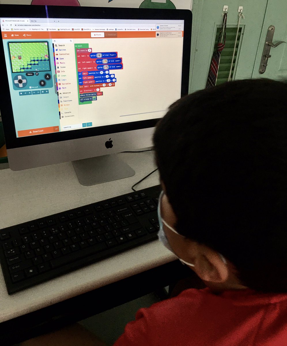 MurrChris's tweet photo. So happy that I got to end the year with some of the wonderful #myCisb students. Thanks to @MSMakeCode and @stulowe80 we had a blast learning how to make a game! The students were so into it! #coding #games https://t.co/heCPwRAkli