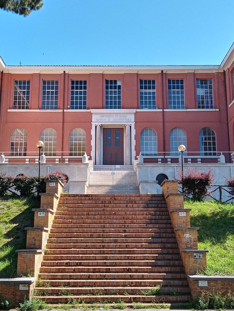 sfnnicita's tweet photo. Ingressi che non lo erano (semicit.) #architettura #viagramsci #deldebbio #roma https://t.co/yDsMhoMAV3
