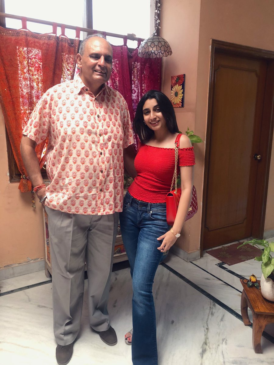 siya bhasin tweet media