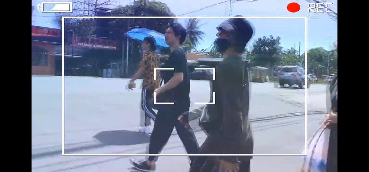 j_oreng's tweet image. Yung ikaw lang nakapayong sa mga tropa mo 🤭 @joxstyles 
Pwede pong pa-share?? 

@_PHPmusic | #PHP_PowerTripEp3 | #PHPMusic