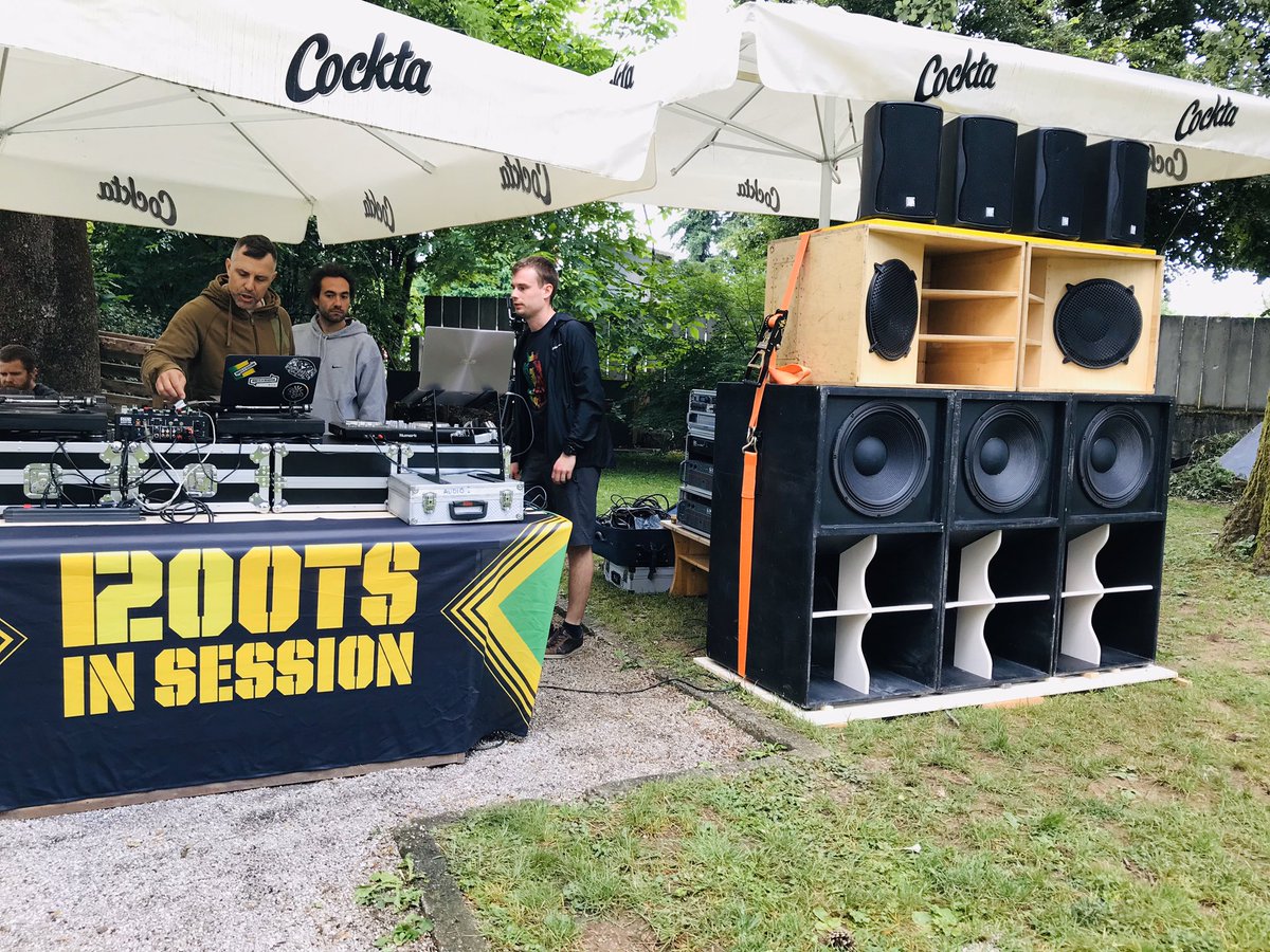 rootsinsession's tweet photo. WELCOME to Basolovka in Park 🔊
.
Celebrating the music ☀️🔊🕺🏿🤠
.
Sunday session inna soundsystem stylee 😉🔊🔥
.
#celebrating #music #inpark #parkzibert #bassmusic #soundsystemculture #reggae #dub #drumnbass #hiphop #roots #funk #djs #ljubljana https://t.co/WVpz8X1eQv