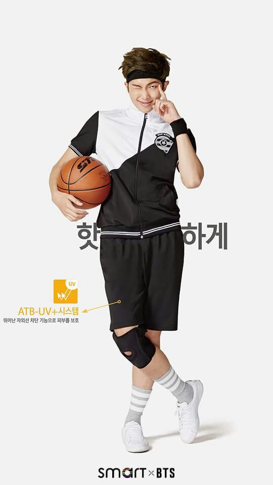 IdolsParis's tweet photo. نامی و هوپی🙂🏀🧡

@bts_twt https://t.co/EO4jM5KTR8